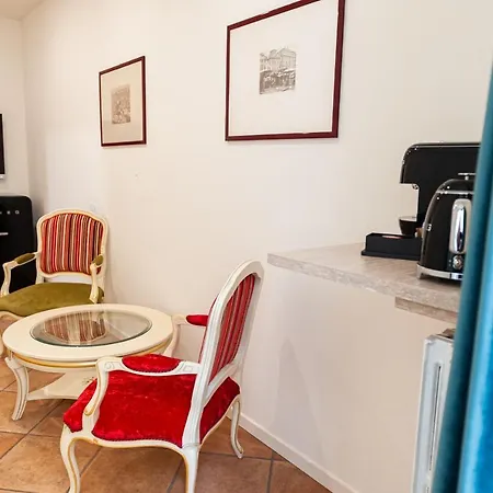 Πανσιόν Residenza Catullo *