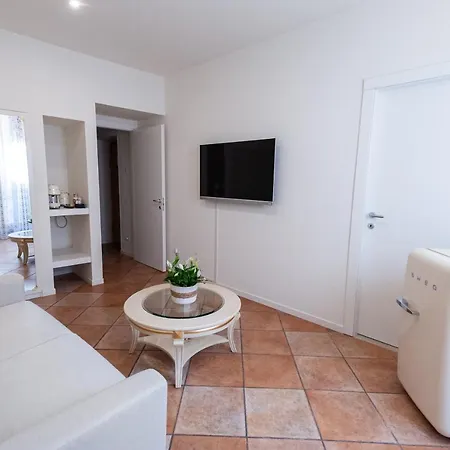 Residenza Catullo 3*