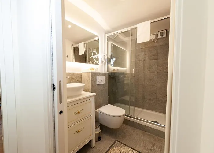 Residenza Catullo 3*