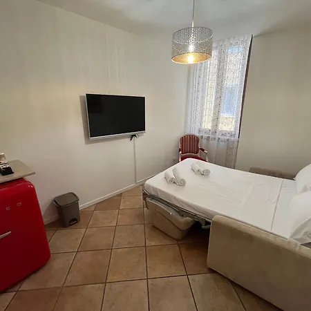 Residenza Catullo 3* فيرونا